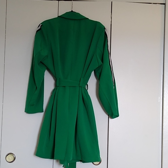 Lightweight trench coat - Picture 2 of 2